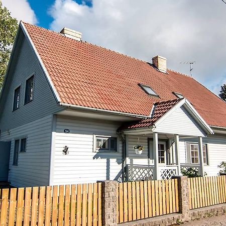 Manni Homestay Kuressaare Exterior foto